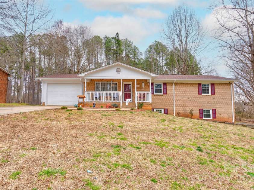 1925 Lafayette Street, Shelby, NC 28152.  MLS# CAR4230814, YatesRealty ID 5024. Front