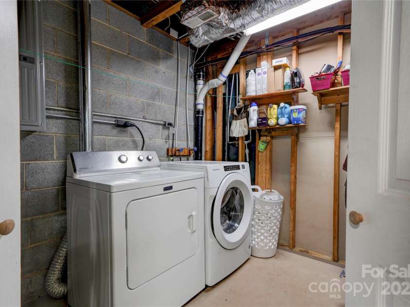 1925 Lafayette Street, Shelby, NC 28152.  MLS# CAR4230814, YatesRealty ID 5024. Laundry - Basement