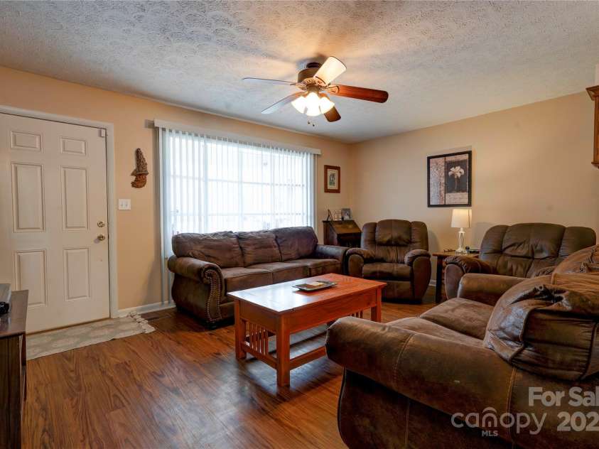 1925 Lafayette Street, Shelby, NC 28152.  MLS# CAR4230814, YatesRealty ID 5024. Living Room