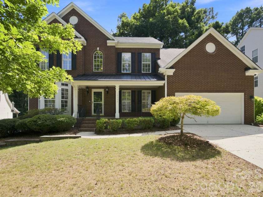 10309 Elven Lane, Charlotte, NC 28269.  MLS# CAR4423186, YatesRealty ID 50243. Front