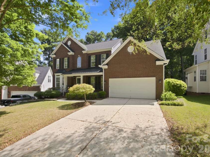 10309 Elven Lane, Charlotte, NC 28269.  MLS# CAR4423186, YatesRealty ID 50243. Front