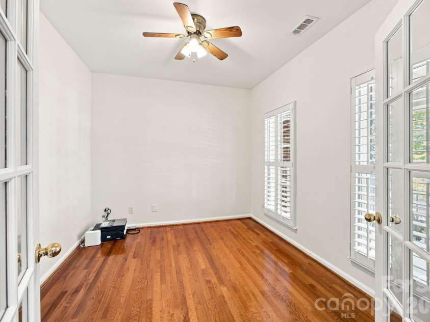 10309 Elven Lane, Charlotte, NC 28269.  MLS# CAR4423186, YatesRealty ID 50243. Office