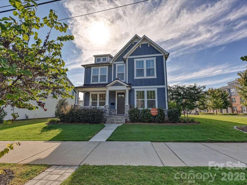 2216 Catalina Avenue, Charlotte, NC 28206.  MLS# CAR4423163, YatesRealty ID 50244. 