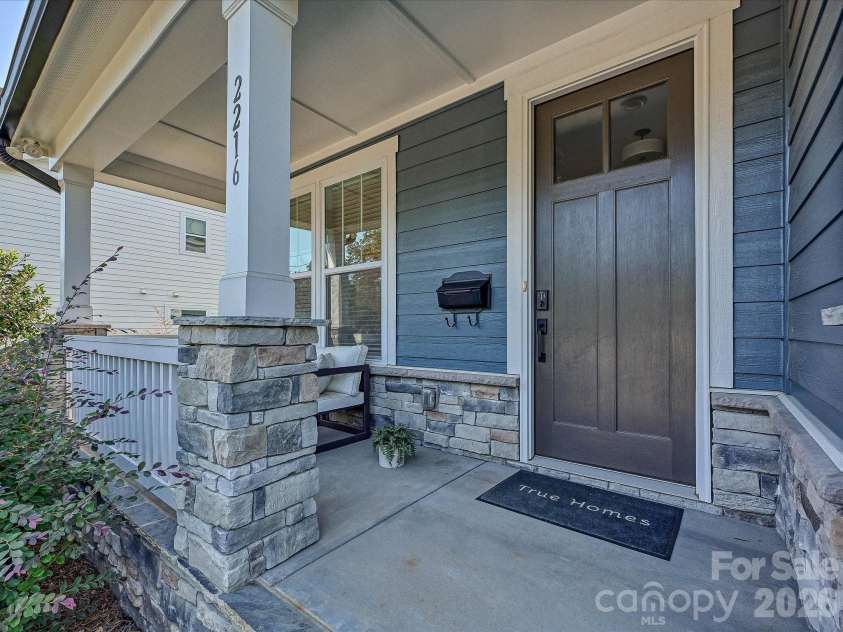 2216 Catalina Avenue, Charlotte, NC 28206.  MLS# CAR4423163, YatesRealty ID 50244. 