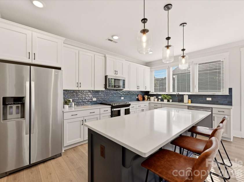 2216 Catalina Avenue, Charlotte, NC 28206.  MLS# CAR4423163, YatesRealty ID 50244. 