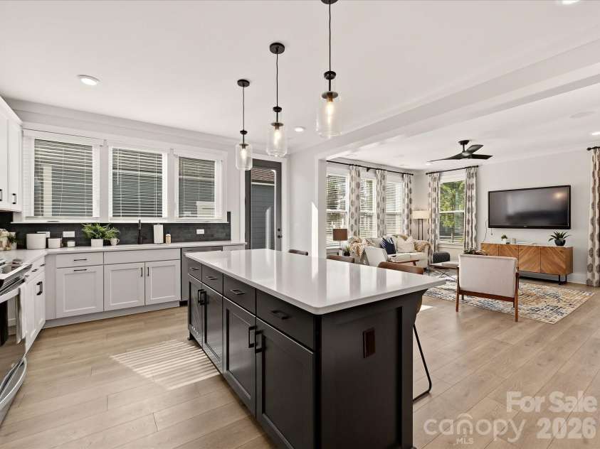 2216 Catalina Avenue, Charlotte, NC 28206.  MLS# CAR4423163, YatesRealty ID 50244. 