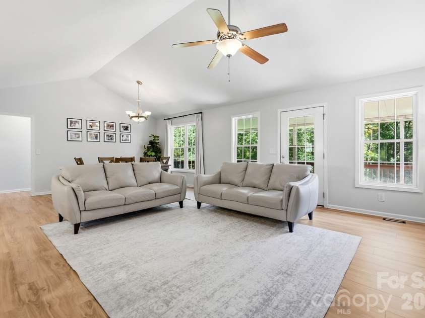 6530 Fly A Way Drive, Denver, NC 28037.  MLS# CAR4423192, YatesRealty ID 50245. 