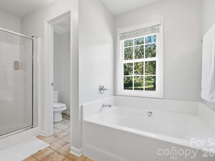 6530 Fly A Way Drive, Denver, NC 28037.  MLS# CAR4423192, YatesRealty ID 50245. 