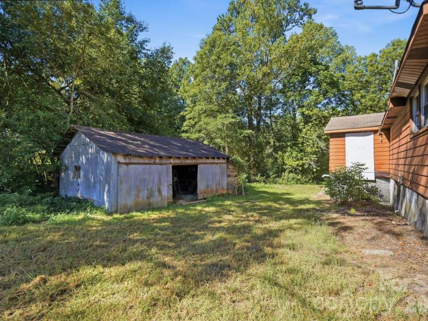 1021 Ramseur Road, Bessemer City, NC 28016.  MLS# CAR4417115, YatesRealty ID 50246. 