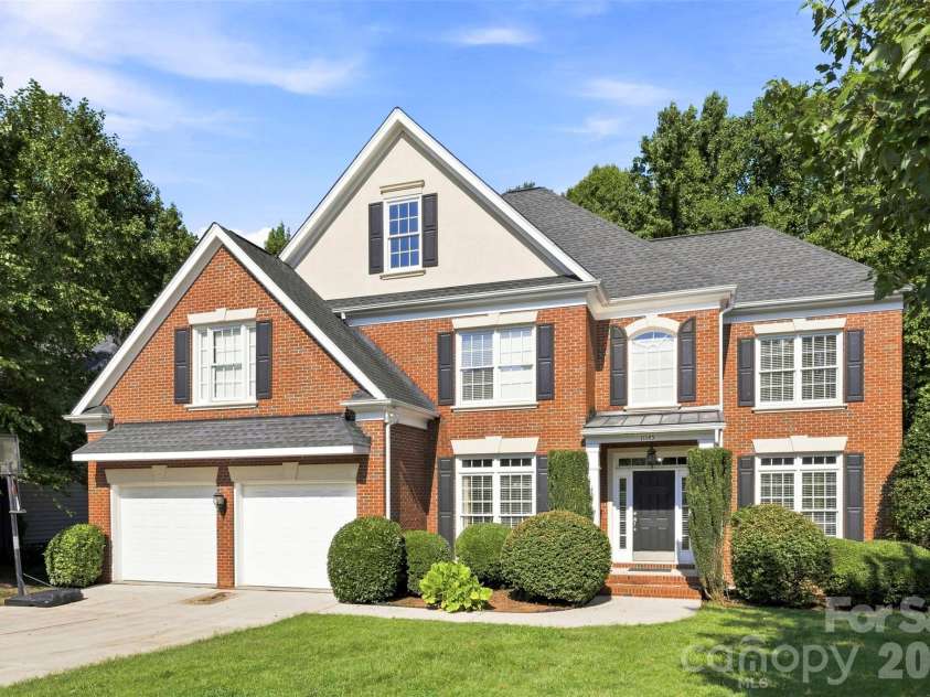 11145 Tradition View Drive, Charlotte, NC 28269.  MLS# CAR4422555, YatesRealty ID 50248. 