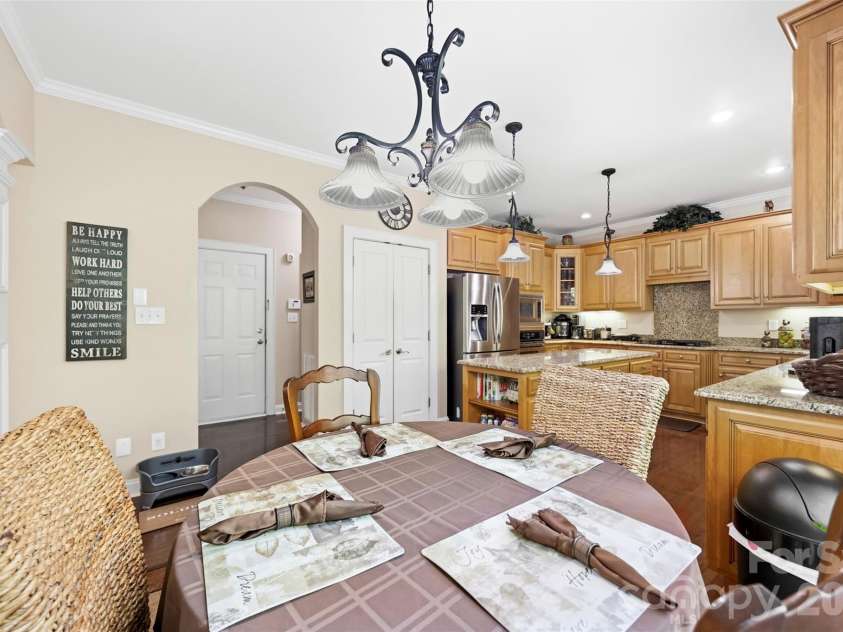 11145 Tradition View Drive, Charlotte, NC 28269.  MLS# CAR4422555, YatesRealty ID 50248. 