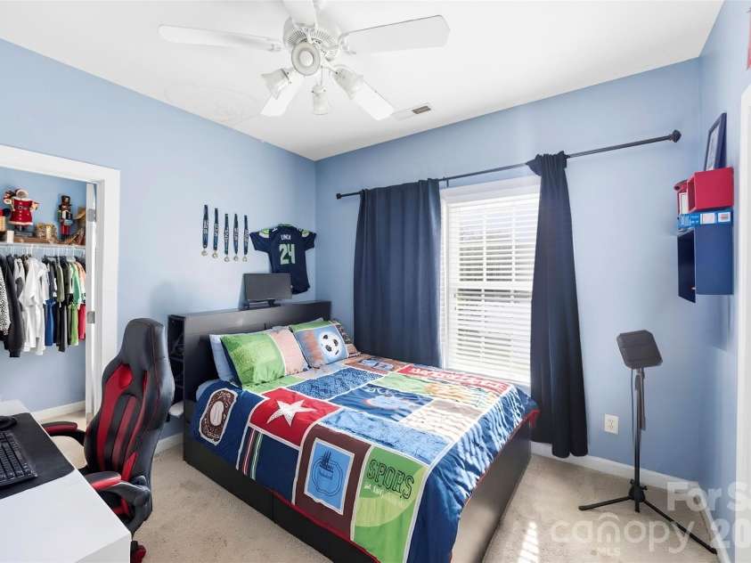 11145 Tradition View Drive, Charlotte, NC 28269.  MLS# CAR4422555, YatesRealty ID 50248. 
