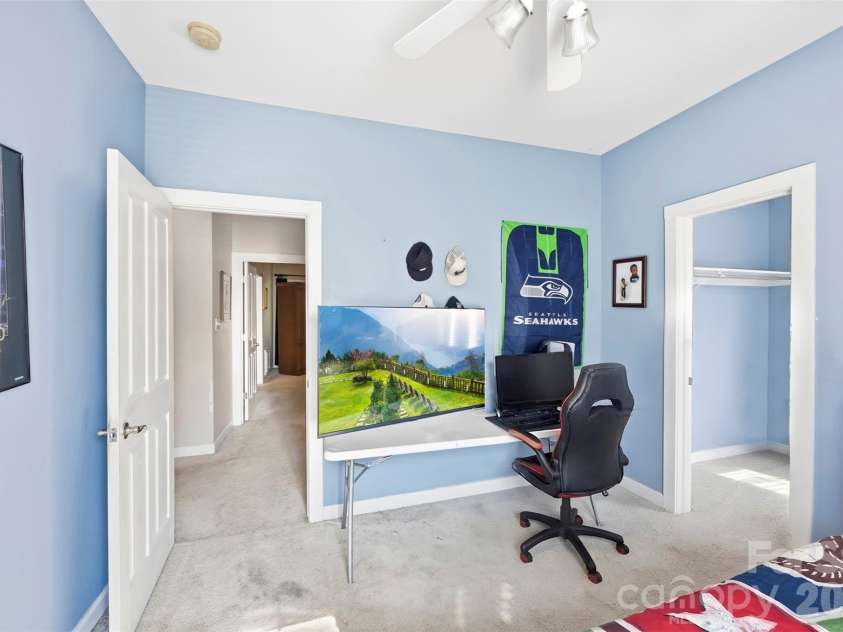 11145 Tradition View Drive, Charlotte, NC 28269.  MLS# CAR4422555, YatesRealty ID 50248. 