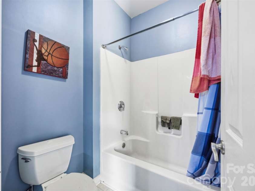 11145 Tradition View Drive, Charlotte, NC 28269.  MLS# CAR4422555, YatesRealty ID 50248. 