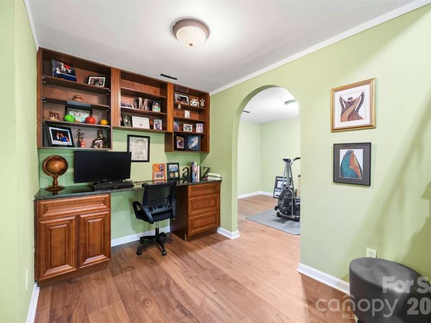 11145 Tradition View Drive, Charlotte, NC 28269.  MLS# CAR4422555, YatesRealty ID 50248. 