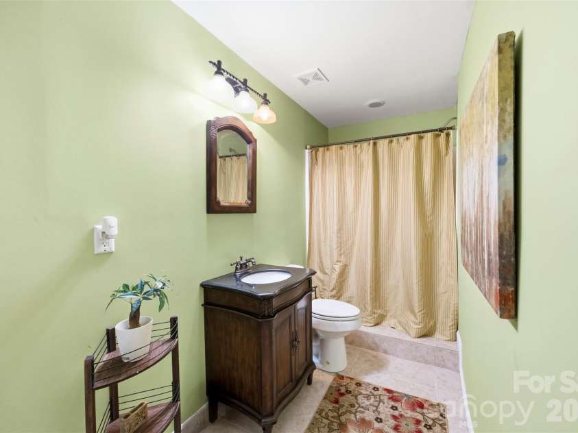 11145 Tradition View Drive, Charlotte, NC 28269.  MLS# CAR4422555, YatesRealty ID 50248. 