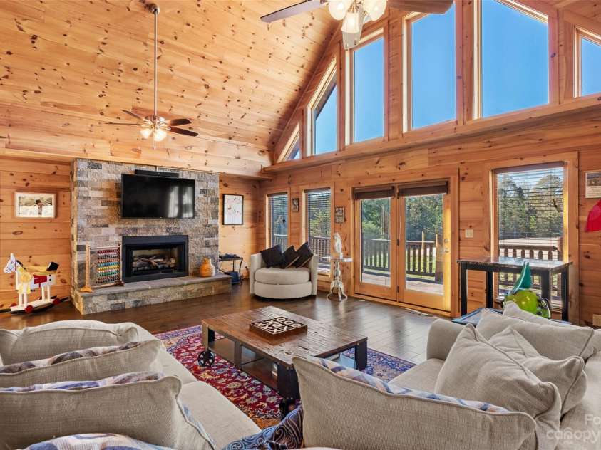 1642 Smith Waldrop Road, Mill Spring, NC 28756.  MLS# CAR4089037, YatesRealty ID 5025. Family Room