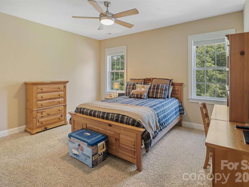 3808 Falling Creek Road, Hickory, NC 28601.  MLS# CAR4405941, YatesRealty ID 50250. 
