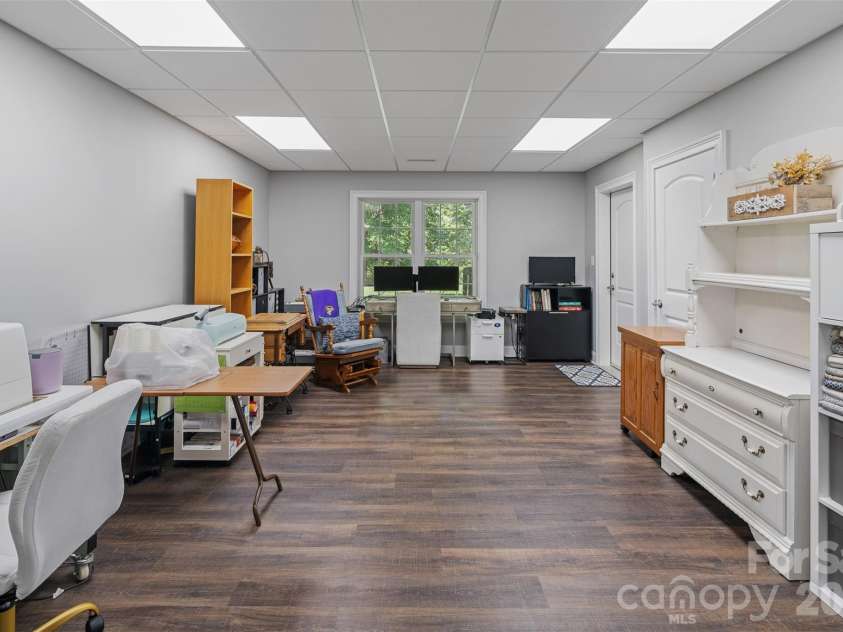 3808 Falling Creek Road, Hickory, NC 28601.  MLS# CAR4405941, YatesRealty ID 50250. 
