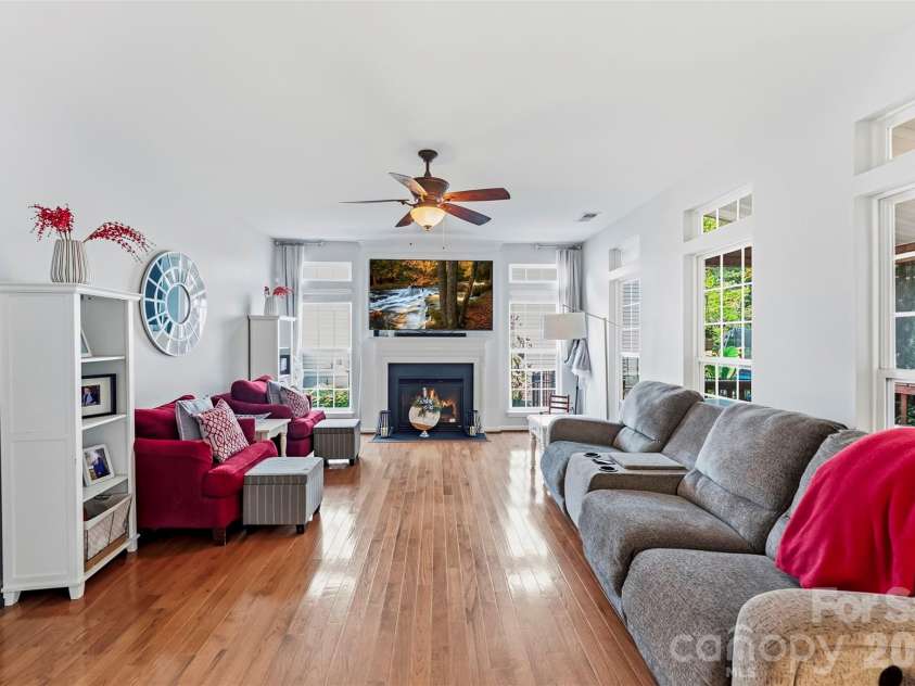 1224 Rachel Anne Drive, Belmont, NC 28012.  MLS# CAR4423272, YatesRealty ID 50252. 