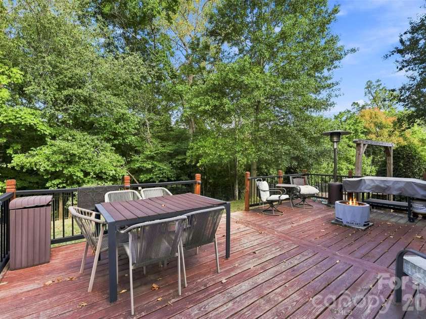 1224 Rachel Anne Drive, Belmont, NC 28012.  MLS# CAR4423272, YatesRealty ID 50252. 
