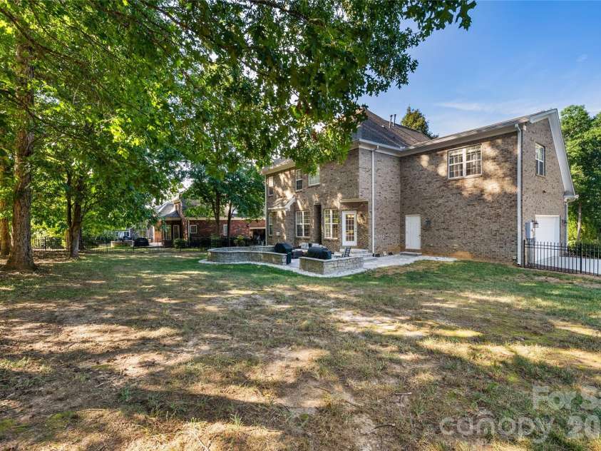 2612 Albatross Lane, Marvin, NC 28104.  MLS# CAR4420292, YatesRealty ID 50253. 