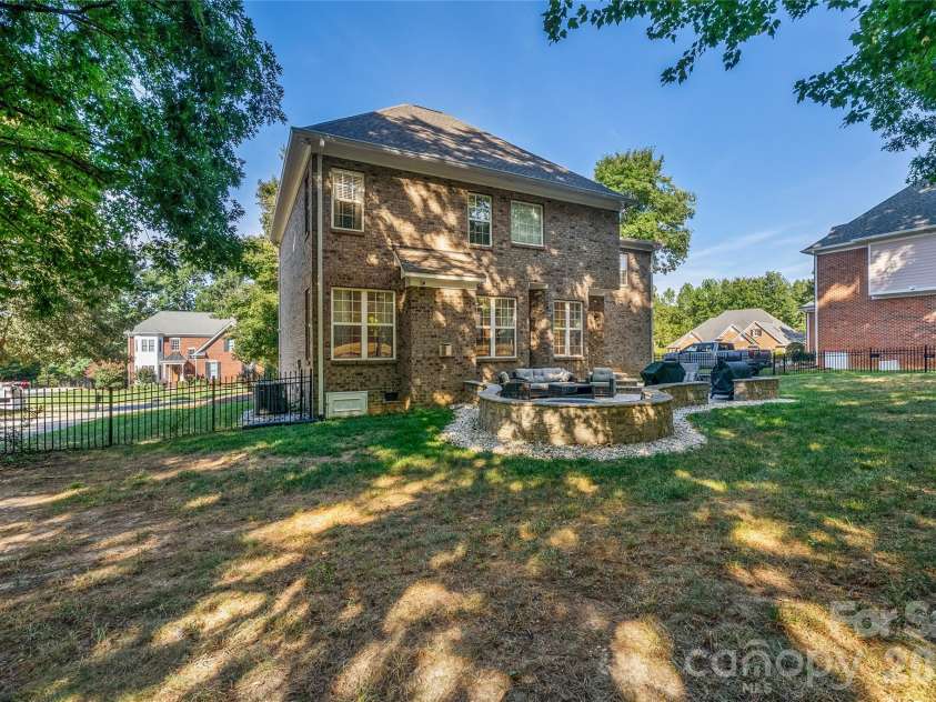 2612 Albatross Lane, Marvin, NC 28104.  MLS# CAR4420292, YatesRealty ID 50253. 