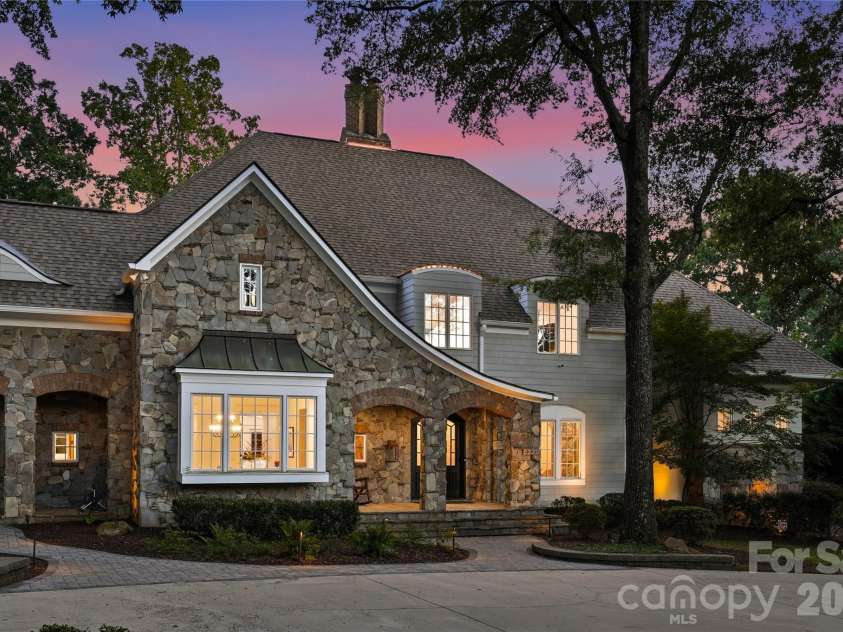 6239 Sharon Hills Road, Charlotte, NC 28210.  MLS# CAR4423022, YatesRealty ID 50254. 