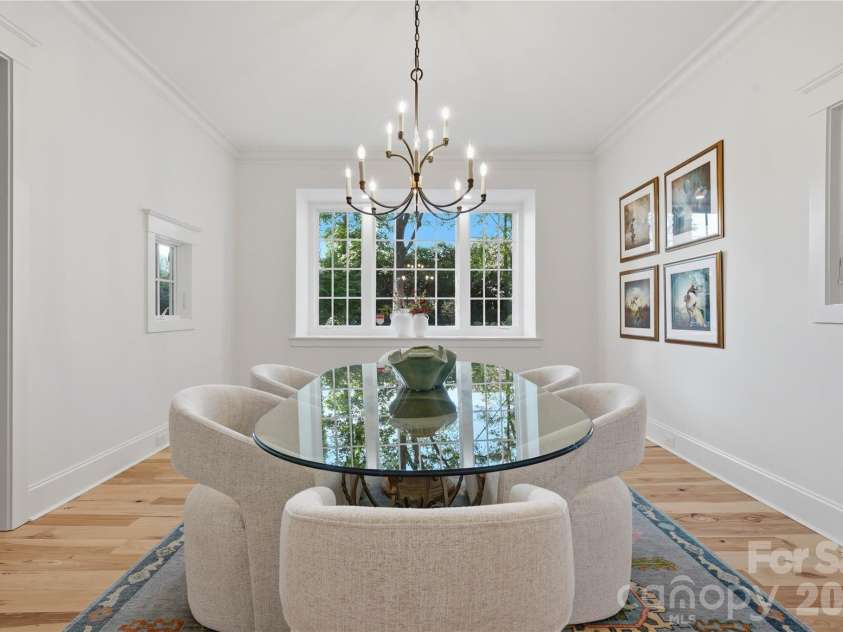6239 Sharon Hills Road, Charlotte, NC 28210.  MLS# CAR4423022, YatesRealty ID 50254. Formal Dining