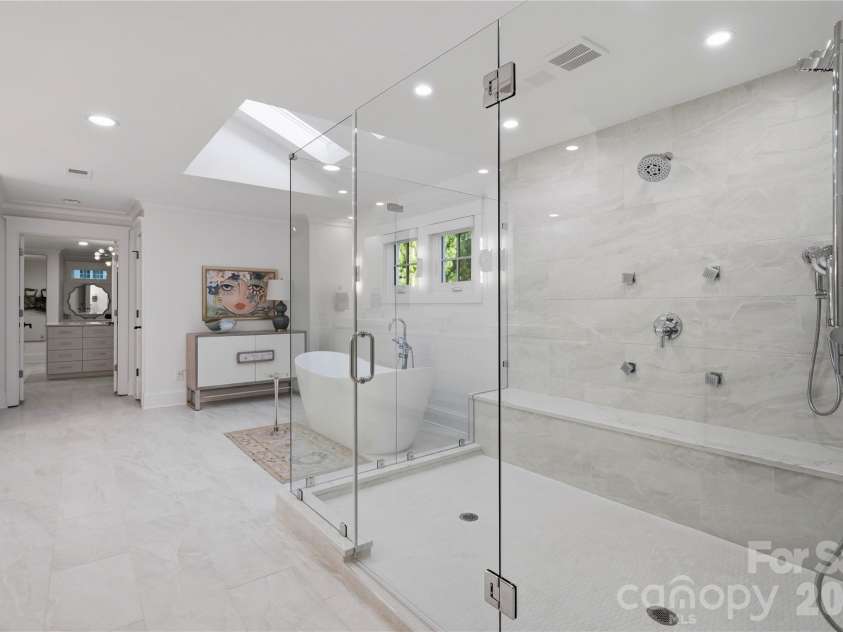 6239 Sharon Hills Road, Charlotte, NC 28210.  MLS# CAR4423022, YatesRealty ID 50254. Owner's Bath Suite