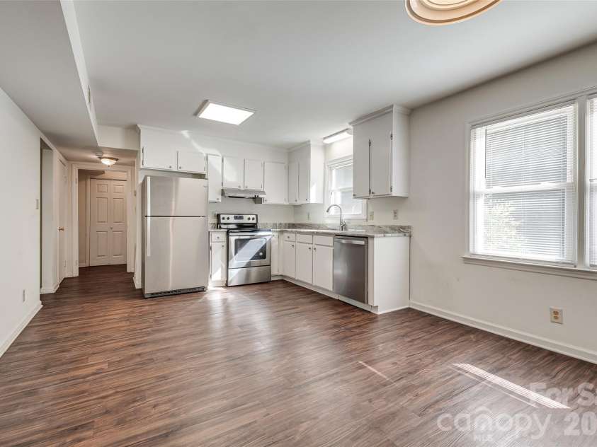621 Jackson Avenue, Waxhaw, NC 28173.  MLS# CAR4422463, YatesRealty ID 50255. 