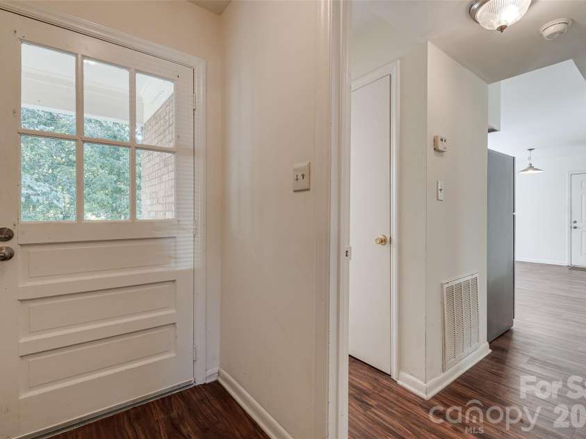 621 Jackson Avenue, Waxhaw, NC 28173.  MLS# CAR4422463, YatesRealty ID 50255. 