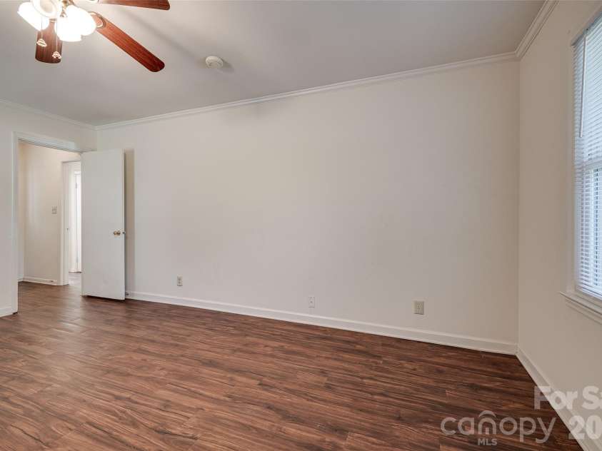 621 Jackson Avenue, Waxhaw, NC 28173.  MLS# CAR4422463, YatesRealty ID 50255. 