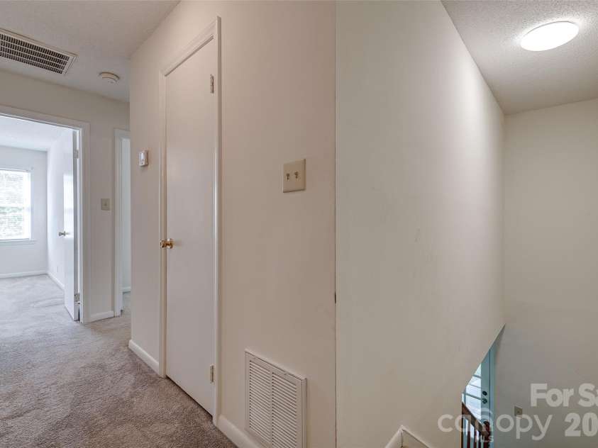 621 Jackson Avenue, Waxhaw, NC 28173.  MLS# CAR4422463, YatesRealty ID 50255. 