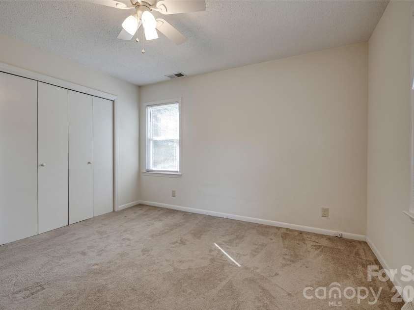 621 Jackson Avenue, Waxhaw, NC 28173.  MLS# CAR4422463, YatesRealty ID 50255. 