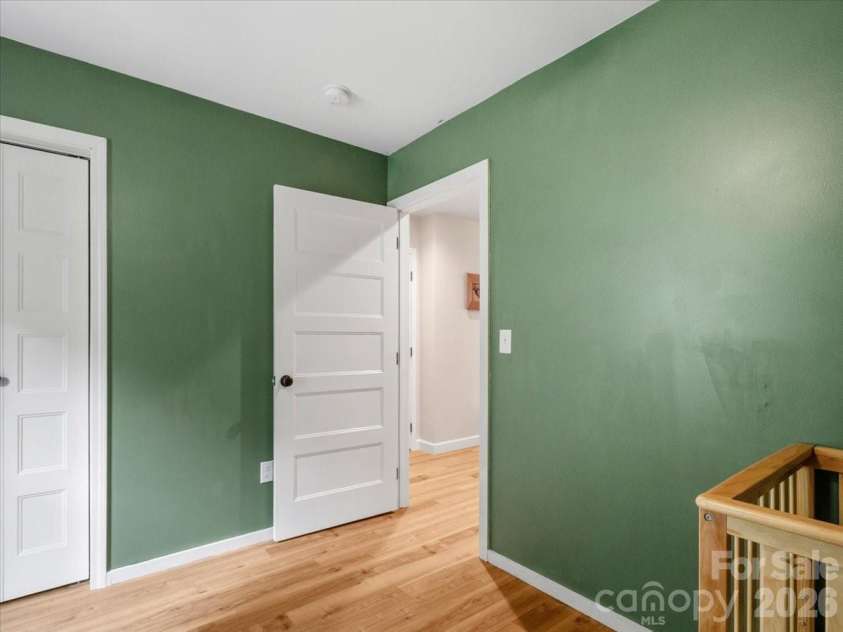427 Hardscrabble Road, Burnsville, NC 28714.  MLS# CAR4422835, YatesRealty ID 50259. 