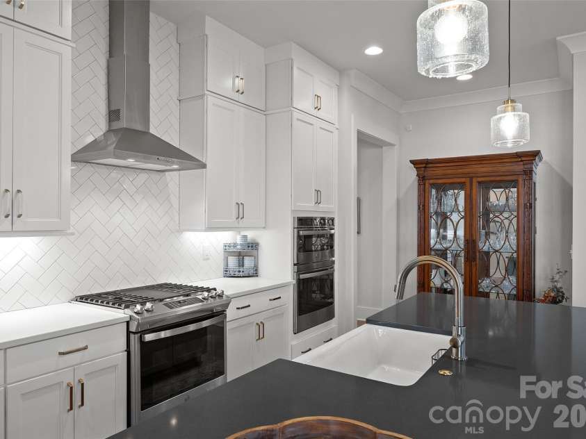 2034 Garden Terrace Circle, Marvin, NC 28173.  MLS# CAR4309564, YatesRealty ID 5026. 