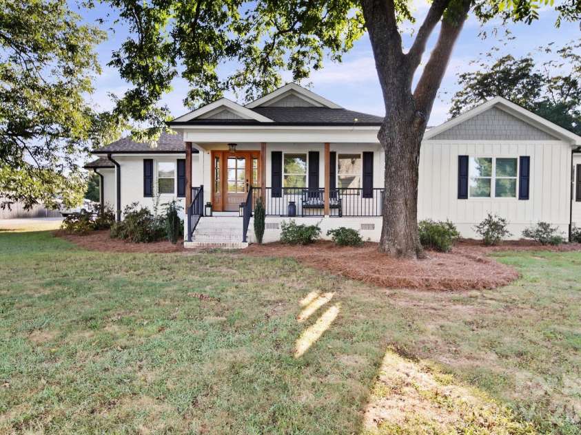 5267 York Highway, York, SC 29745.  MLS# CAR4420917, YatesRealty ID 50261. 