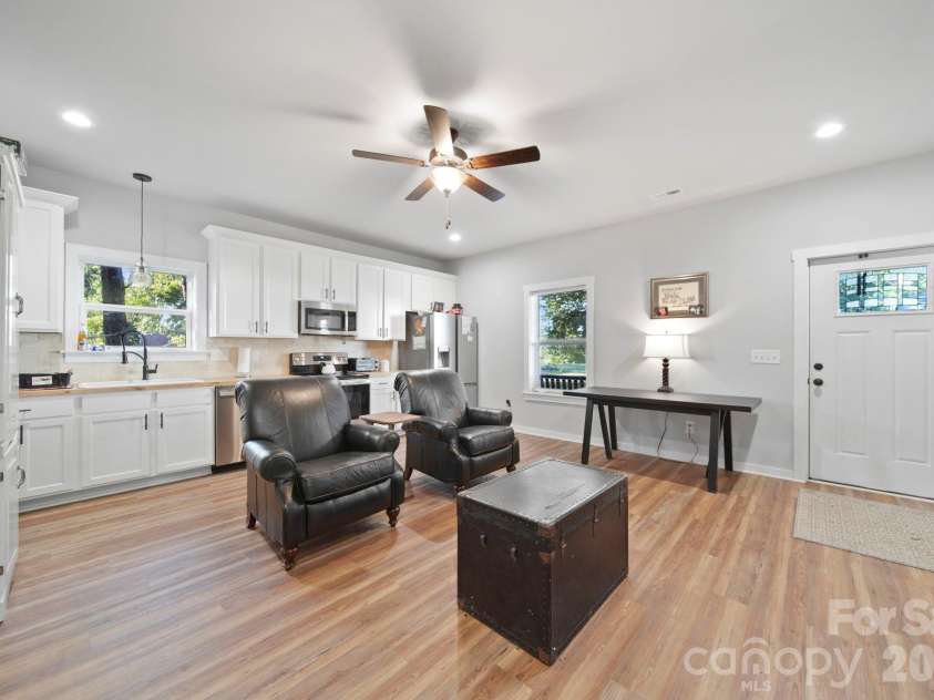 5267 York Highway, York, SC 29745.  MLS# CAR4420917, YatesRealty ID 50261. 