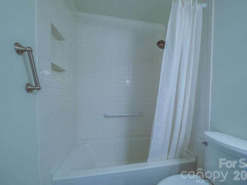 11022 Running Ridge Road, Charlotte, NC 28226.  MLS# CAR4422317, YatesRealty ID 50264. Bedroom