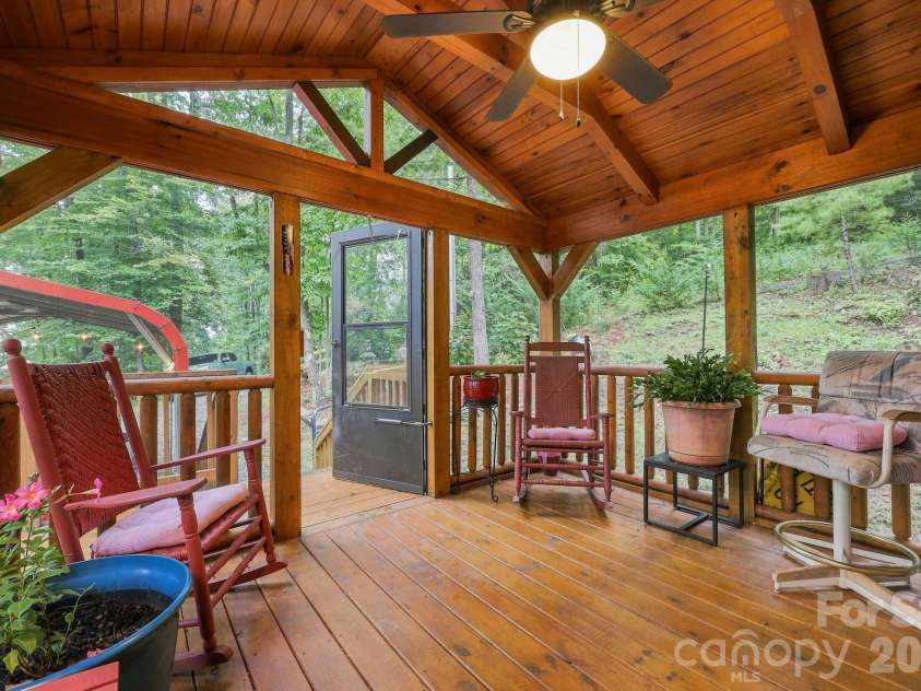 9 Candyland Court, Candler, NC 28715.  MLS# CAR4422673, YatesRealty ID 50265. 
