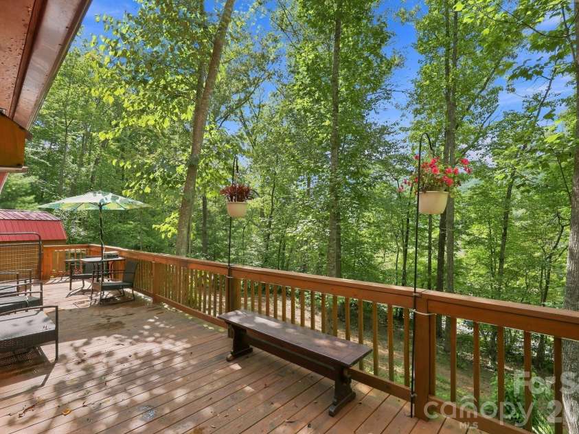 9 Candyland Court, Candler, NC 28715.  MLS# CAR4422673, YatesRealty ID 50265. 