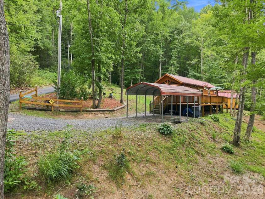 9 Candyland Court, Candler, NC 28715.  MLS# CAR4422673, YatesRealty ID 50265. 