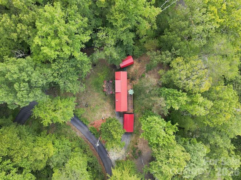 9 Candyland Court, Candler, NC 28715.  MLS# CAR4422673, YatesRealty ID 50265. 