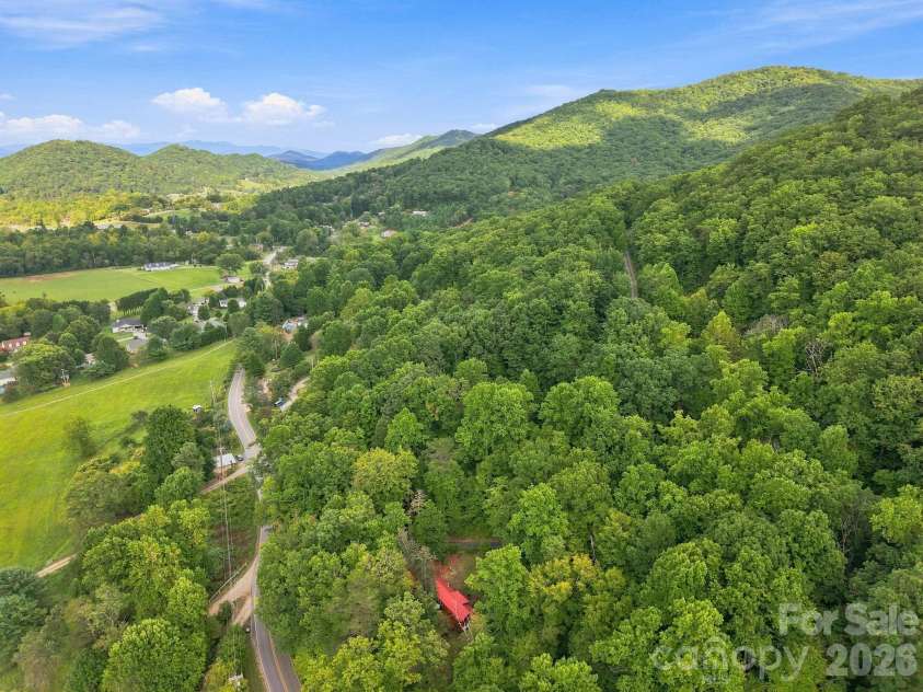 9 Candyland Court, Candler, NC 28715.  MLS# CAR4422673, YatesRealty ID 50265. 