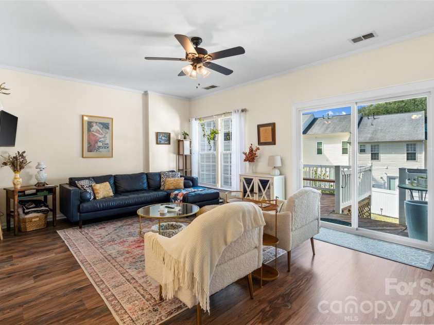 4001 Waterside Lane, Cramerton, NC 28032.  MLS# CAR4423313, YatesRealty ID 50266. 