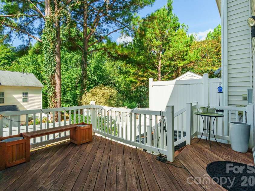 4001 Waterside Lane, Cramerton, NC 28032.  MLS# CAR4423313, YatesRealty ID 50266. 