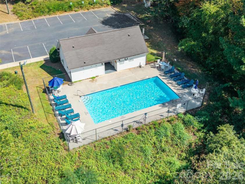 4001 Waterside Lane, Cramerton, NC 28032.  MLS# CAR4423313, YatesRealty ID 50266. 