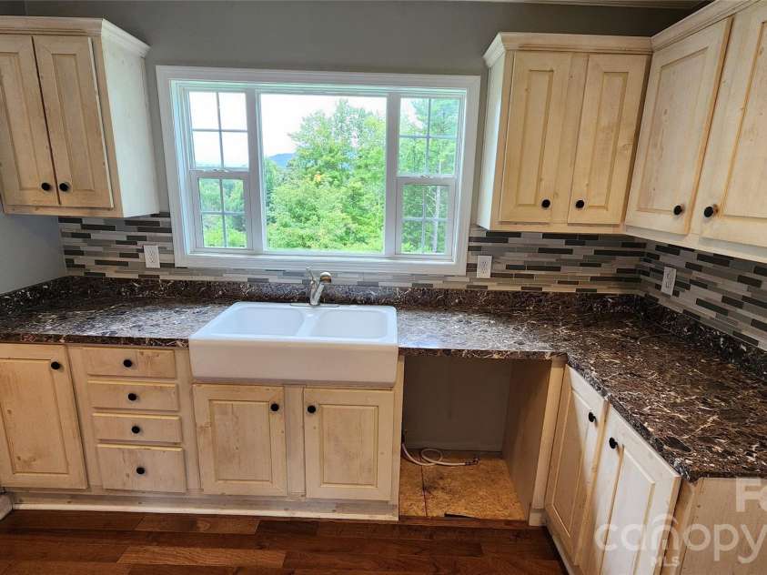 967 Barnardsville Highway, Weaverville, NC 28787.  MLS# CAR4422068, YatesRealty ID 50268. 