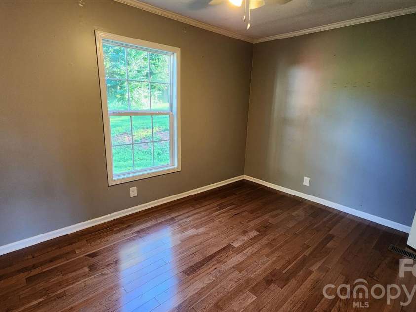 967 Barnardsville Highway, Weaverville, NC 28787.  MLS# CAR4422068, YatesRealty ID 50268. BR #2